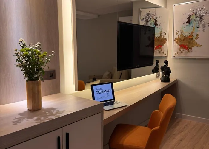 Hotel Park Dedeman Alsancak *