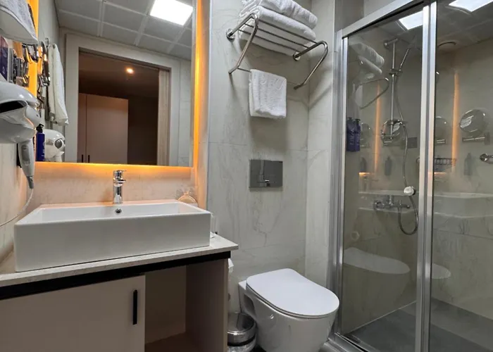 Hotel Park Dedeman Alsancak *