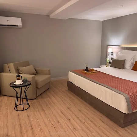 Hotel Park Dedeman Alsancak *