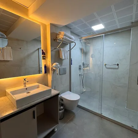 Park Dedeman Alsancak Hotel