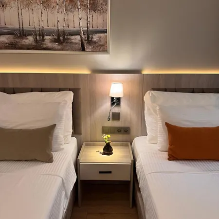 ホテル Park Dedeman Alsancak