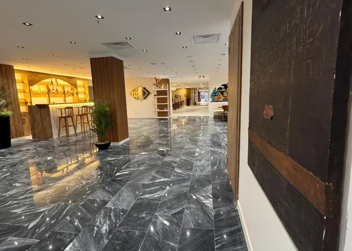 Park Dedeman Alsancak Hotel *