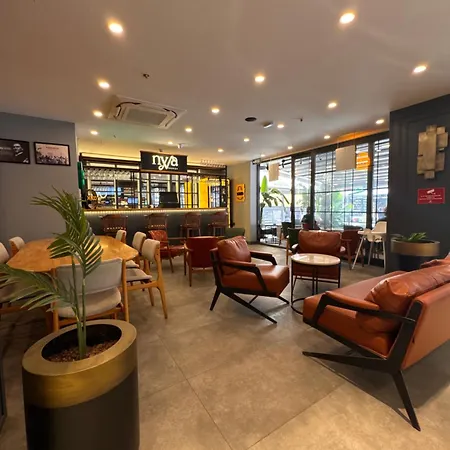 Park Dedeman Alsancak إزمير