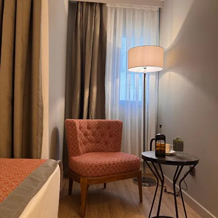 فندق Park Dedeman Alsancak *